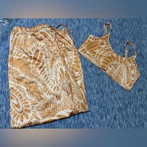 iHeartRaves Tan and White Swirl Set